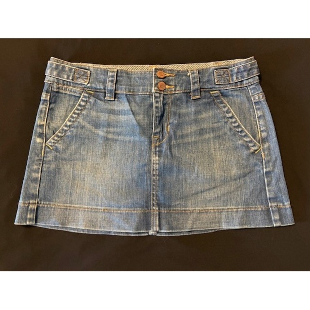 Gap mini jean skirt size 2